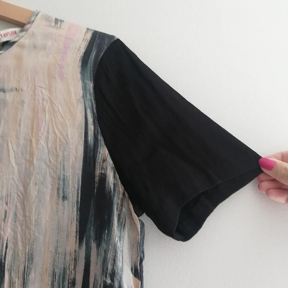 Rebecca Taylor Abstract Watercolour Silk Blouse with Contrast Short Sleeves 4 - Picture 8 of 17